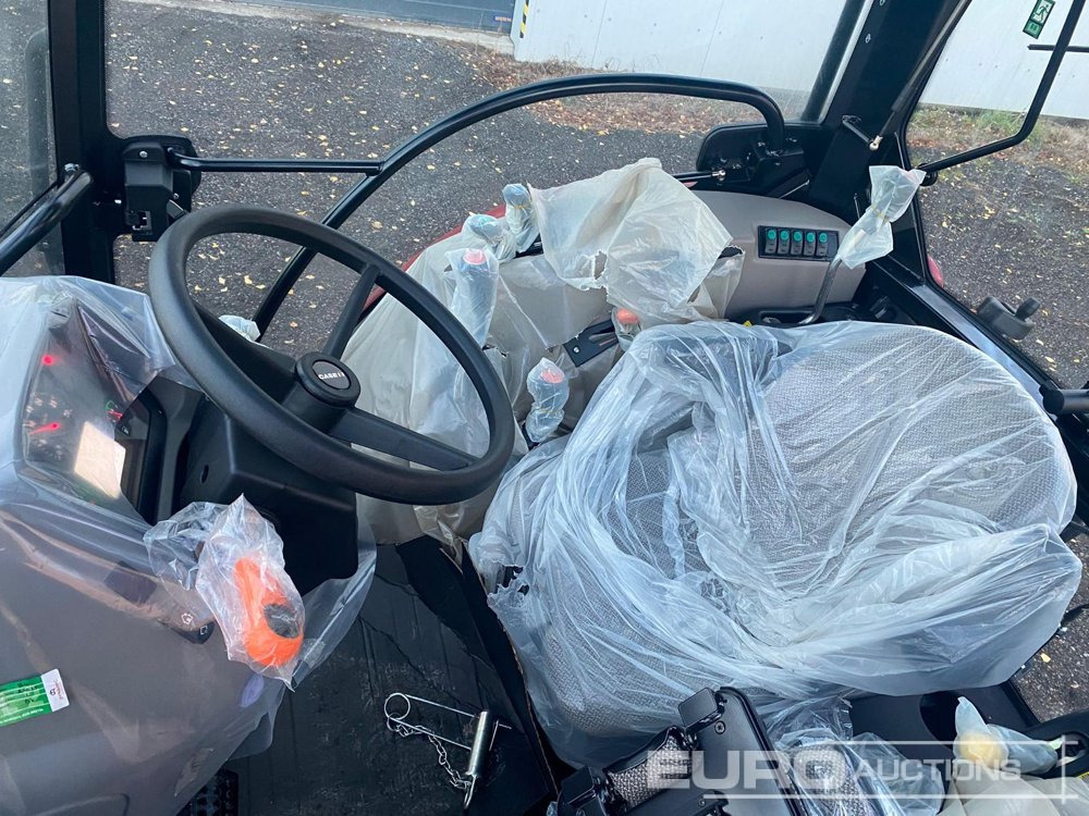 Unused 2025 CaseIH Farmhall 75A - Traktor: obrázek 3 Unused 2025 CaseIH Farmhall 75A - Traktor: obrázek 3