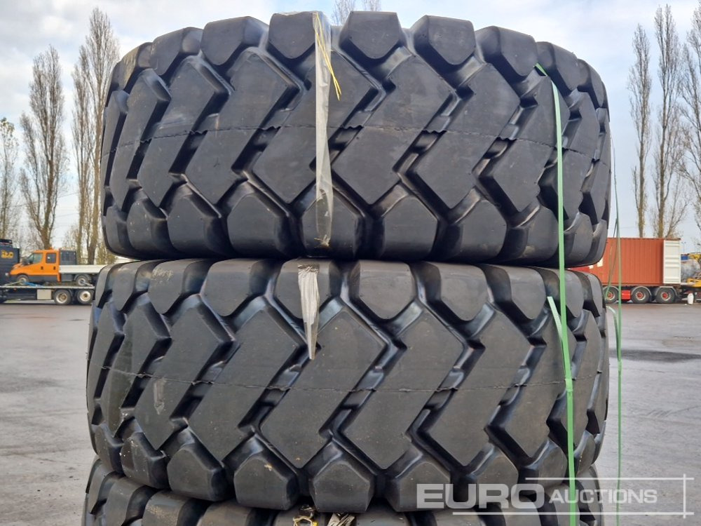 Unused 23.5-25 24PR E-3/L-3 TL Tyres (4 of) - Pneumatiky: obrázek 4 Unused 23.5-25 24PR E-3/L-3 TL Tyres (4 of) - Pneumatiky: obrázek 4