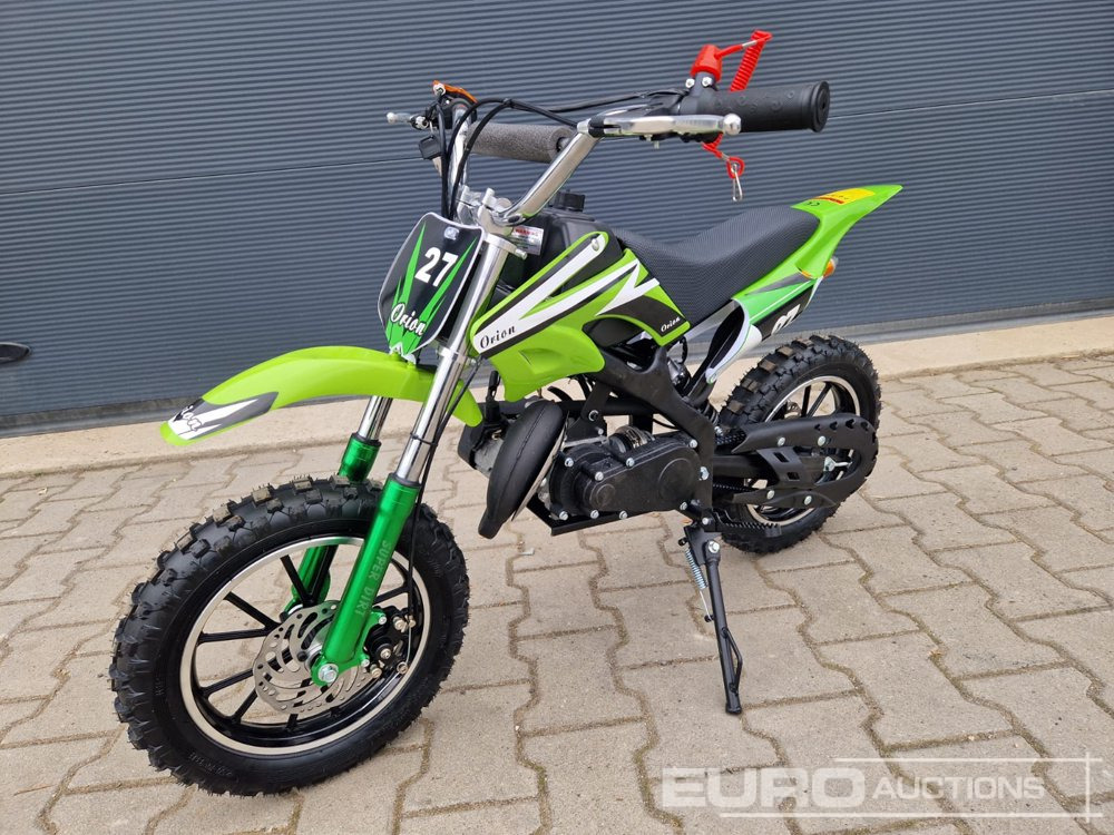 Unused DIRTBIKE 50R-D705 49CC Kids Petrol Motorbike, Automatic - Motocykl: obrázek 1 Unused DIRTBIKE 50R-D705 49CC Kids Petrol Motorbike, Automatic - Motocykl: obrázek 1