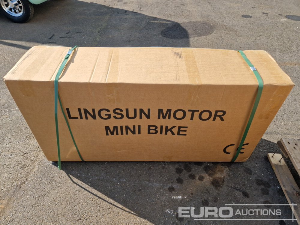 Unused DIRTBIKE 50R-D705 49CC Kids Petrol Motorbike, Automatic - Motocykl: obrázek 2 Unused DIRTBIKE 50R-D705 49CC Kids Petrol Motorbike, Automatic - Motocykl: obrázek 2