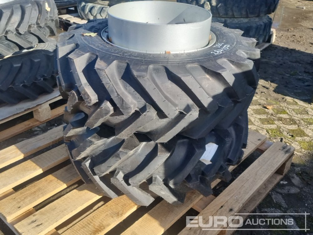 Unused Mitas 10.0/75-15.3 Tyre & Rim (2 of) - Pneumatiky: obrázek 4 Unused Mitas 10.0/75-15.3 Tyre & Rim (2 of) - Pneumatiky: obrázek 4