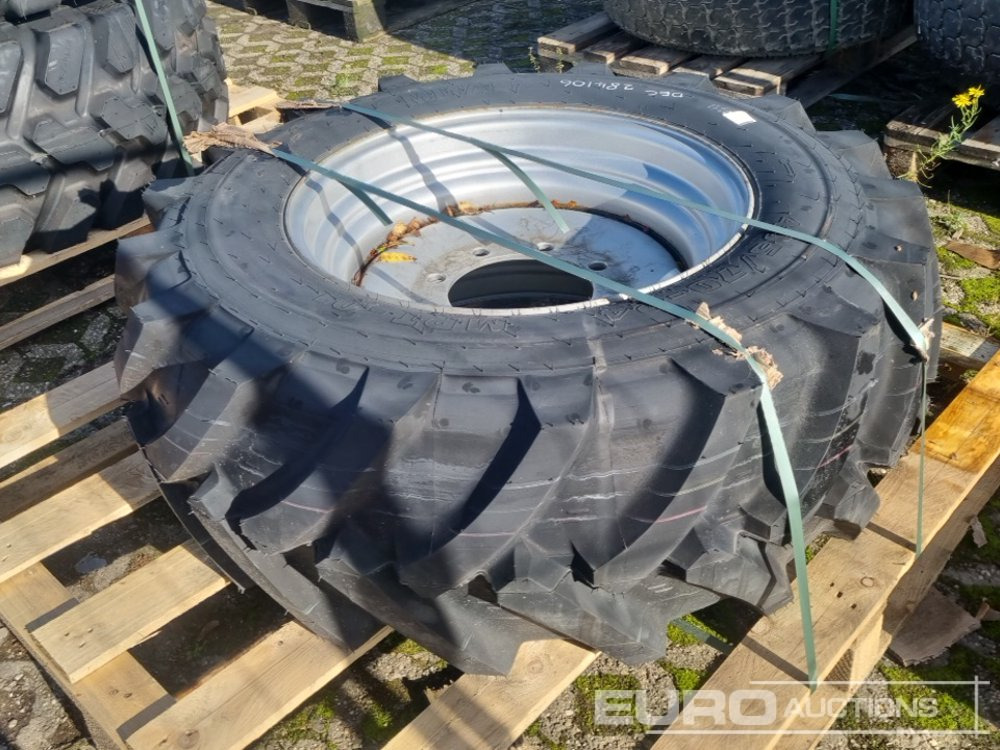 Unused Mitas 405/70-24 Tyre & Rim (1 of) - Pneumatiky: obrázek 3 Unused Mitas 405/70-24 Tyre & Rim (1 of) - Pneumatiky: obrázek 3