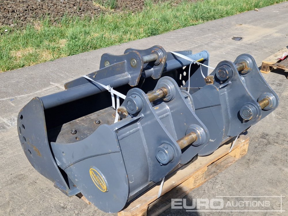 Unused Strickland 60" Ditching, 24", 18" Digging Buckets, 45mm Pin to suit Doosan DX55/60 (3 of) - Lžíce: obrázek 4 Unused Strickland 60" Ditching, 24", 18" Digging Buckets, 45mm Pin to suit Doosan DX55/60 (3 of) - Lžíce: obrázek 4