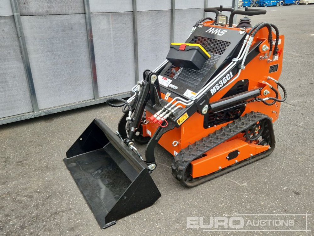 Unused Tracked Skidsteer Loader, Piped, Bucket - Smykem řízený nakladač pásový: obrázek 1 Unused Tracked Skidsteer Loader, Piped, Bucket - Smykem řízený nakladač pásový: obrázek 1