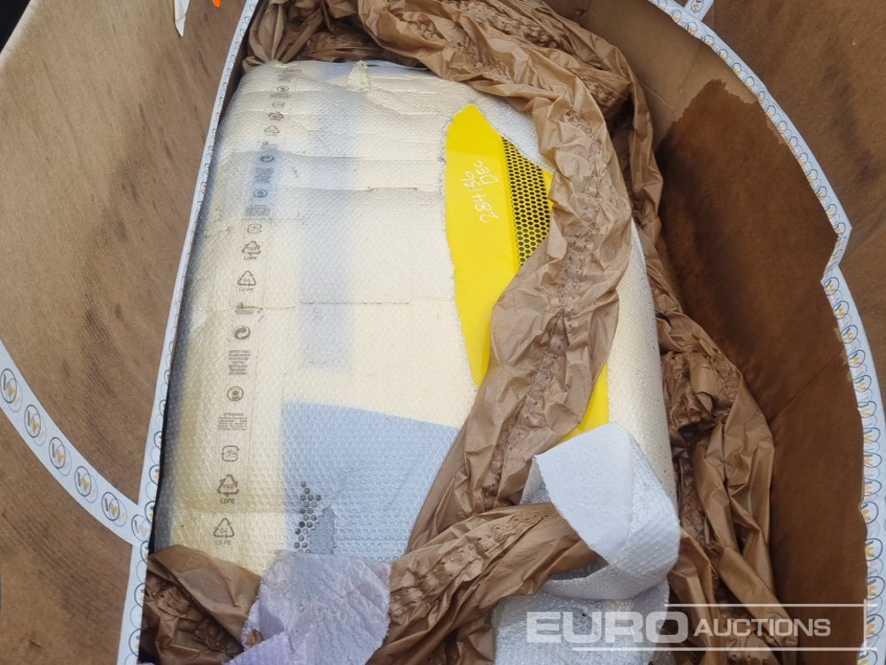 Unused Wacker Neuson Engine Cover - Kapota pro Stavební technika: obrázek 5 Unused Wacker Neuson Engine Cover - Kapota pro Stavební technika: obrázek 5