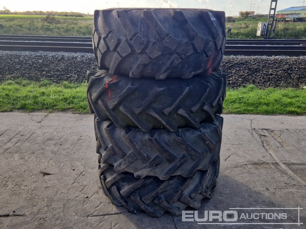 Various Tyres (4 of) - Pneumatiky: obrázek 1 Various Tyres (4 of) - Pneumatiky: obrázek 1