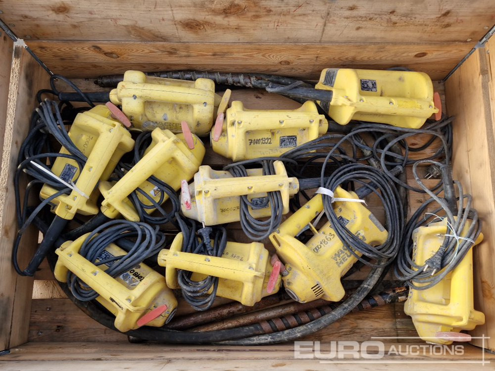 Wacker Neuson M2500 + M2000 Concrete Vibrating Poker (10 of) - Technika pro ukládaní asfaltu: obrázek 1 Wacker Neuson M2500 + M2000 Concrete Vibrating Poker (10 of) - Technika pro ukládaní asfaltu: obrázek 1
