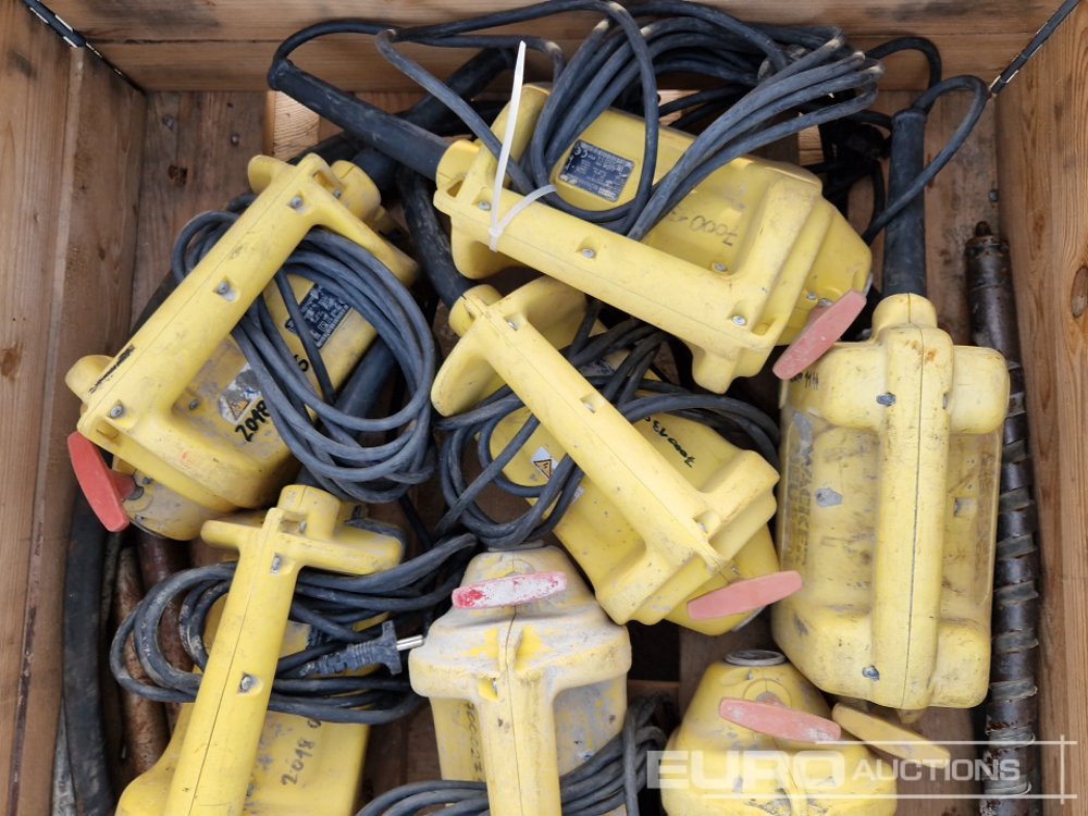 Wacker Neuson M2500 + M2000 Concrete Vibrating Poker (10 of) - Technika pro ukládaní asfaltu: obrázek 3 Wacker Neuson M2500 + M2000 Concrete Vibrating Poker (10 of) - Technika pro ukládaní asfaltu: obrázek 3