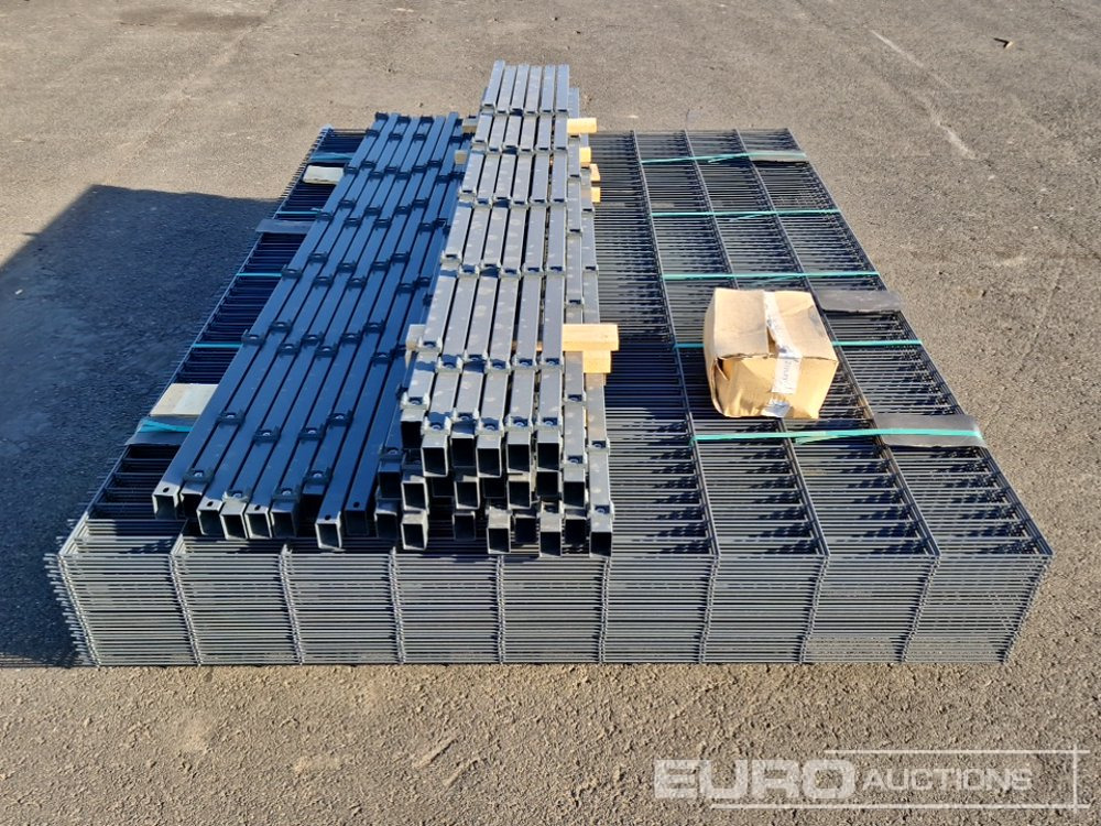Unused 75 Meter Steel Fence Set, 6/5/6, 1.83 Meter x 2.50 Meter, 30 of incl. 31 Fence Posts, 240cm, 60/40 incl. Screws - Zemědělská technika: obrázek 5 Unused 75 Meter Steel Fence Set, 6/5/6, 1.83 Meter x 2.50 Meter, 30 of incl. 31 Fence Posts, 240cm, 60/40 incl. Screws - Zemědělská technika: obrázek 5