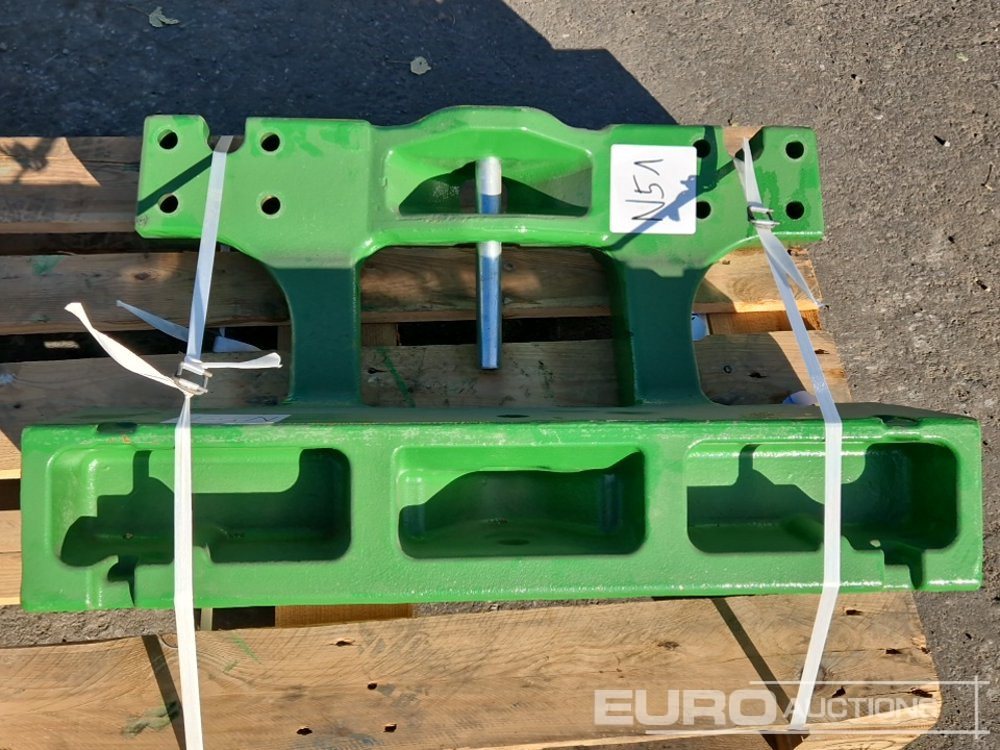 Unused Suitcase or BigPack Front Weight Carrier to suit John Deere 8R 230, 8R 250, 8R 280, 8R 310, 8R 340, 8R 370, 8R 410 (PartNo.R569418,R572164) - Zemědělská technika: obrázek 5 Unused Suitcase or BigPack Front Weight Carrier to suit John Deere 8R 230, 8R 250, 8R 280, 8R 310, 8R 340, 8R 370, 8R 410 (PartNo.R569418,R572164) - Zemědělská technika: obrázek 5