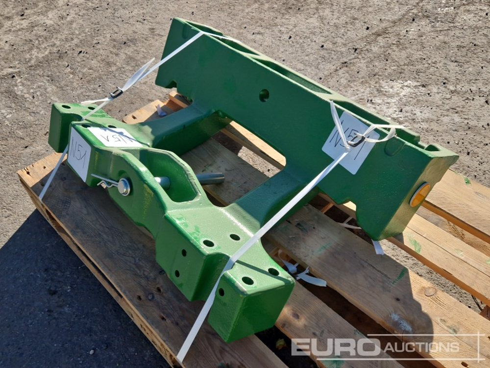 Unused Suitcase or BigPack Front Weight Carrier to suit John Deere 8R 230, 8R 250, 8R 280, 8R 310, 8R 340, 8R 370, 8R 410 (PartNo.R569418,R572164) - Zemědělská technika: obrázek 1 Unused Suitcase or BigPack Front Weight Carrier to suit John Deere 8R 230, 8R 250, 8R 280, 8R 310, 8R 340, 8R 370, 8R 410 (PartNo.R569418,R572164) - Zemědělská technika: obrázek 1
