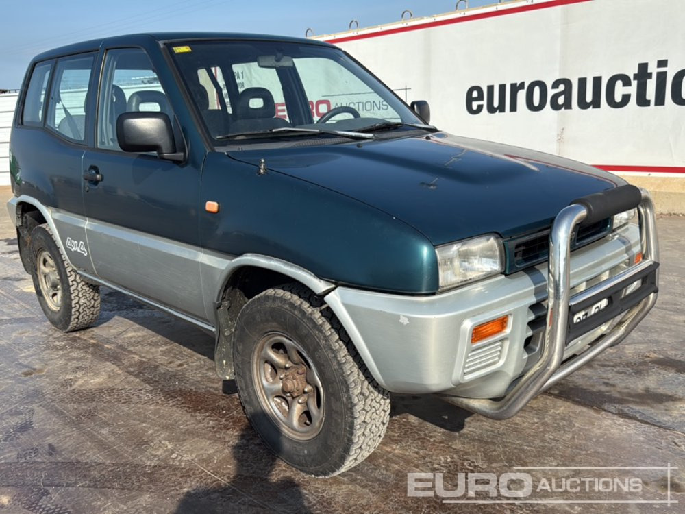 SUV 1995 Nissan Terrano II: obrázek 7