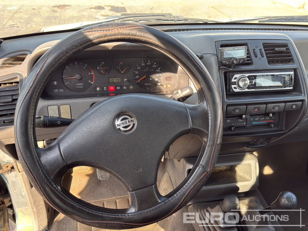 SUV 1995 Nissan Terrano II: obrázek 24