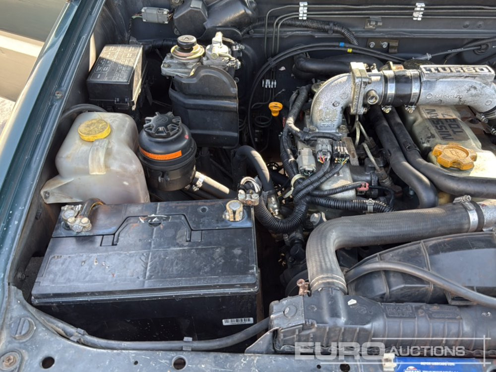 SUV 1995 Nissan Terrano II: obrázek 29