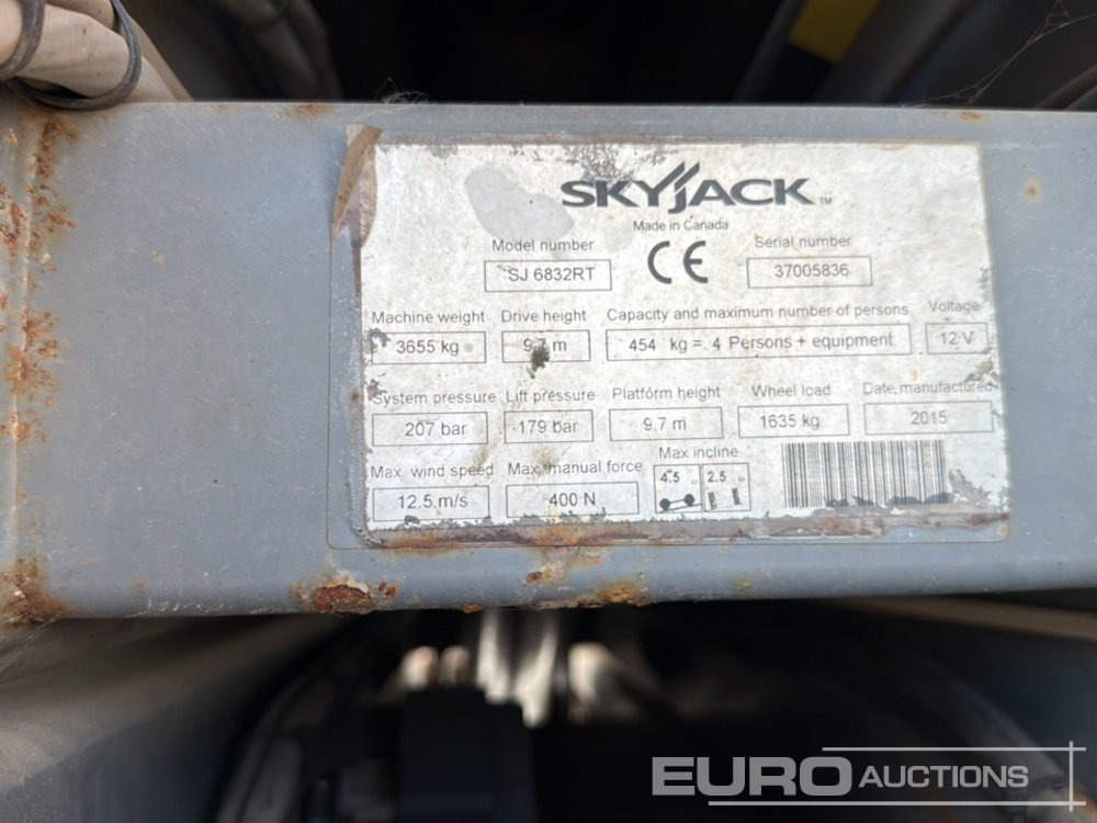 Pracovní plošina 2015 SkyJack SJ6832RT: obrázek 24
