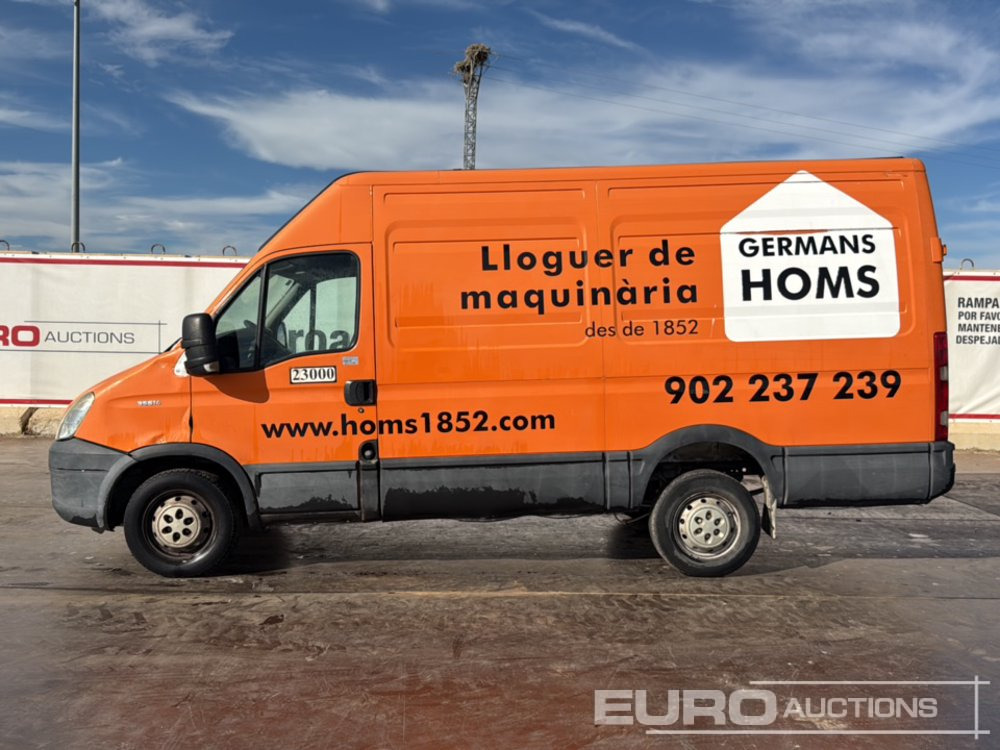 2010 Iveco Daily 35 S14 - Dodávka: obrázek 2 2010 Iveco Daily 35 S14 - Dodávka: obrázek 2