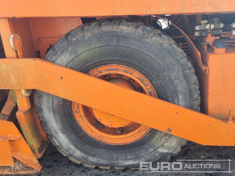 Finišér Marini P251: obrázek 12 Finišér Marini P251: obrázek 12