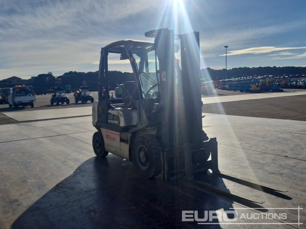 Vysokozdvižný vozík Nissan 25: obrázek 7 Vysokozdvižný vozík Nissan 25: obrázek 7
