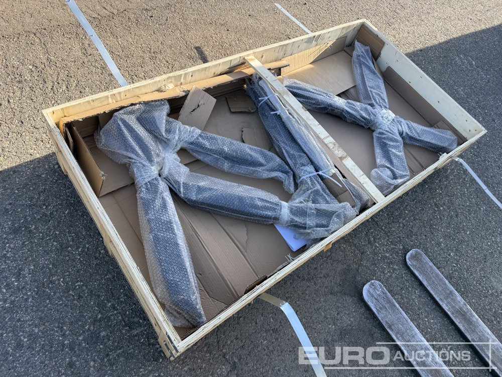 Unused 2025 KMY Industrial Table Steel-Framed Stone Dining Table, Size: 180X90CM - Stavební zařízení: obrázek 5 Unused 2025 KMY Industrial Table Steel-Framed Stone Dining Table, Size: 180X90CM - Stavební zařízení: obrázek 5