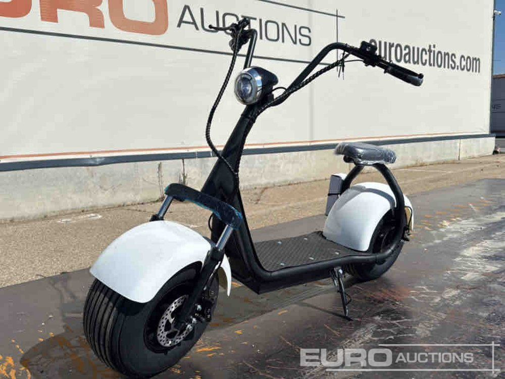 Unused City coco Electric Scooter Max Speed 40km/h, Autonomy 45km / Scooter Eléctrico - Motocykl: obrázek 1 Unused City coco Electric Scooter Max Speed 40km/h, Autonomy 45km / Scooter Eléctrico - Motocykl: obrázek 1
