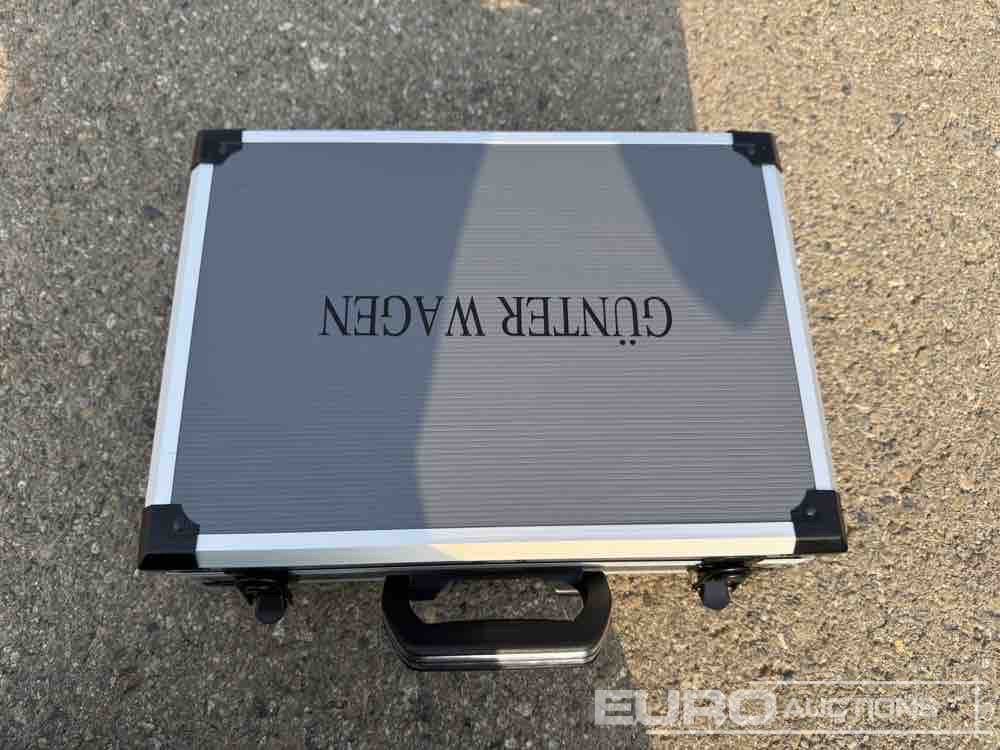Vybavení garáže/ Dílny Unused Günter Wagen 110 Pcs Tool Case: obrázek 6