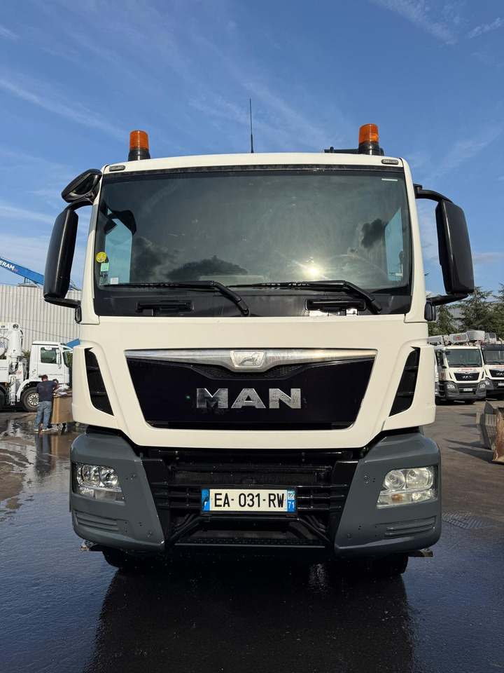 Camion béton MAN TGS 32.400 EA-031-RW - Autodomíchávač: obrázek 1 Camion béton MAN TGS 32.400 EA-031-RW - Autodomíchávač: obrázek 1