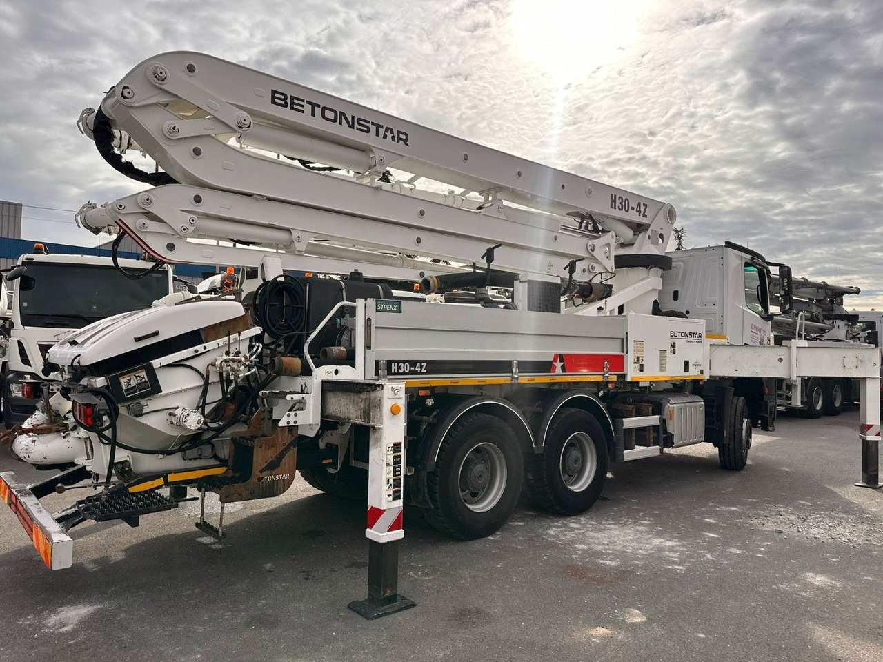 Mercedes-Benz Arocs 2640 - Autočerpadlo: obrázek 4 Mercedes-Benz Arocs 2640 - Autočerpadlo: obrázek 4