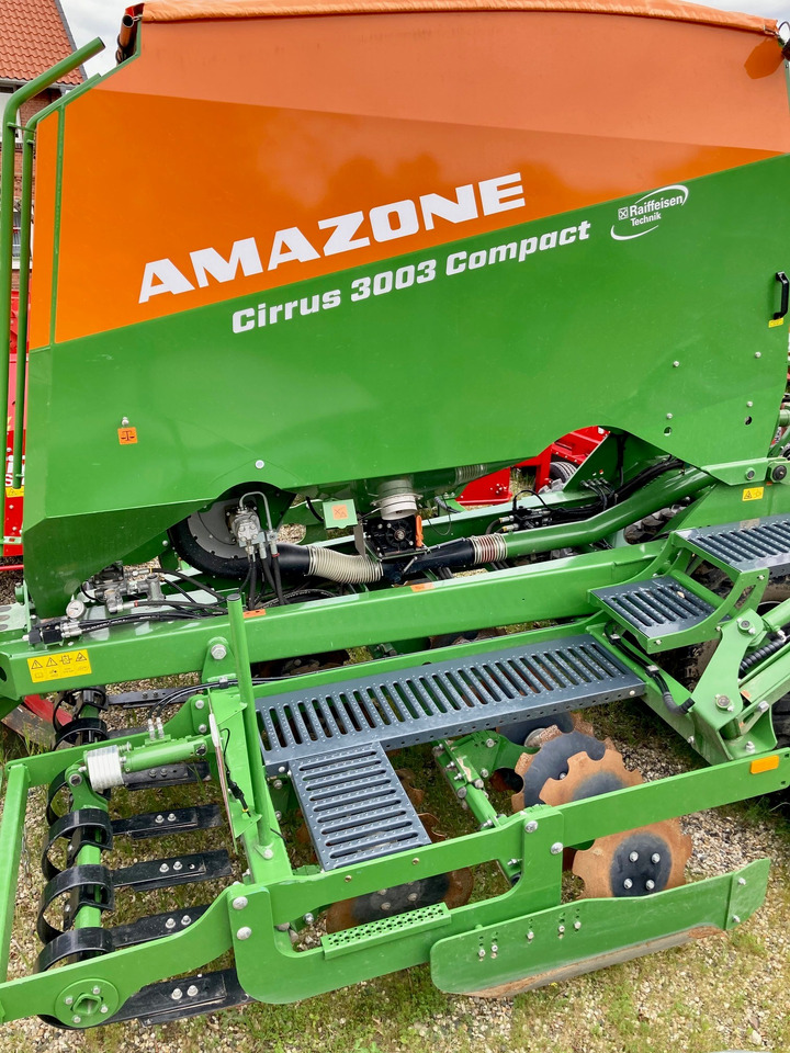 Amazone Cirrus 3003 Compact - Secí stroj: obrázek 4 Amazone Cirrus 3003 Compact - Secí stroj: obrázek 4