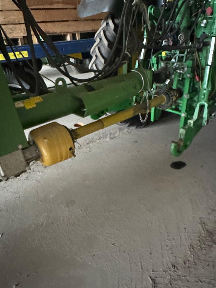 Amazone UG 3000 Super - Postřikovač: obrázek 3 Amazone UG 3000 Super - Postřikovač: obrázek 3