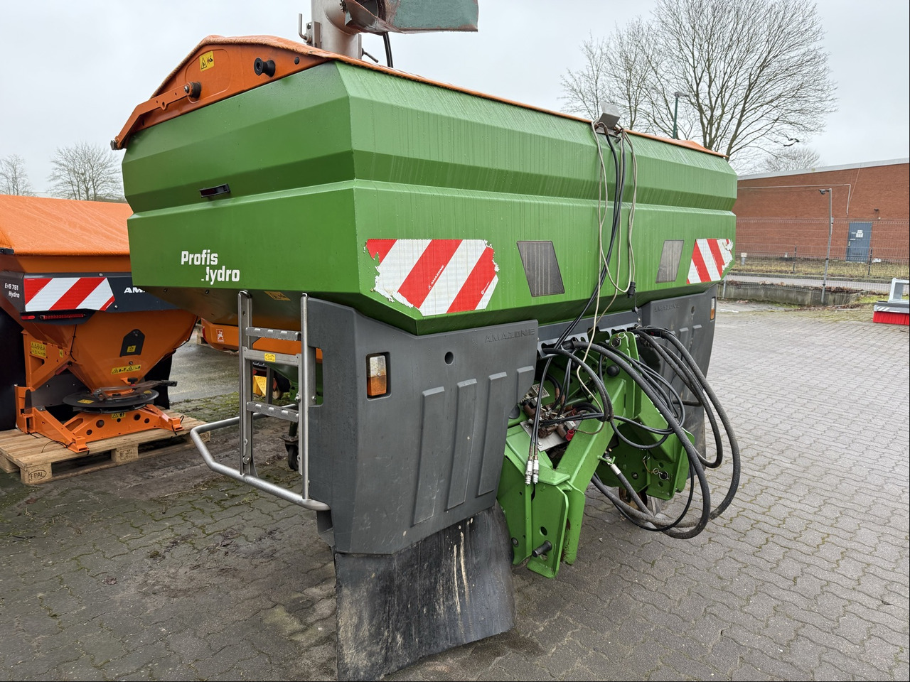 Amazone ZA-TS Anbaustreuer - Postřikovač: obrázek 1 Amazone ZA-TS Anbaustreuer - Postřikovač: obrázek 1