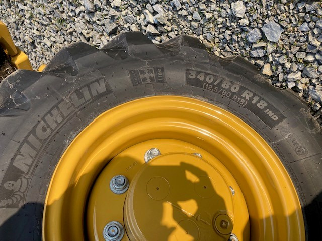 Caterpillar 906-14A - Kolový nakladač: obrázek 3 Caterpillar 906-14A - Kolový nakladač: obrázek 3