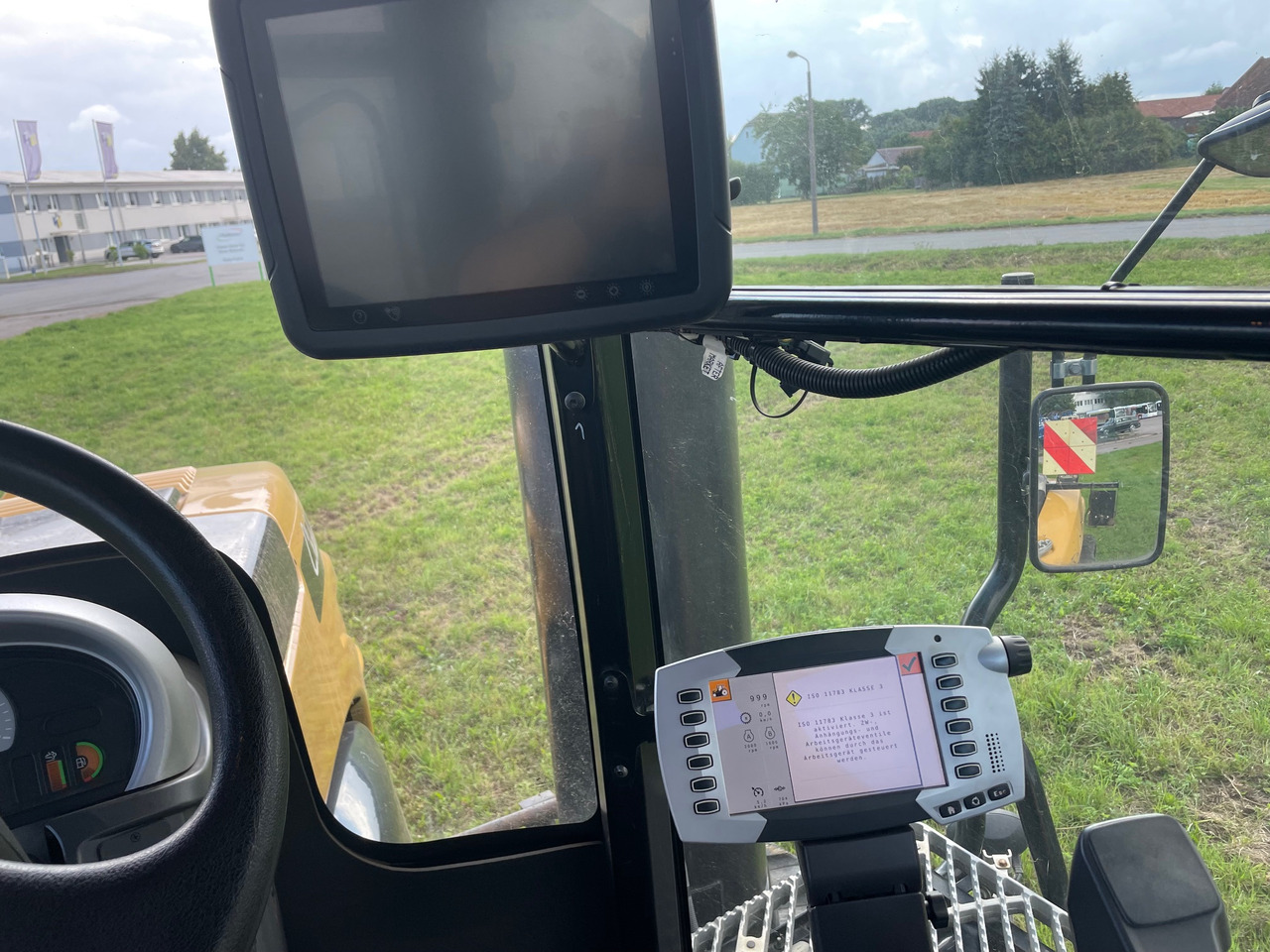 Challenger MT 875 E - Traktor: obrázek 3 Challenger MT 875 E - Traktor: obrázek 3