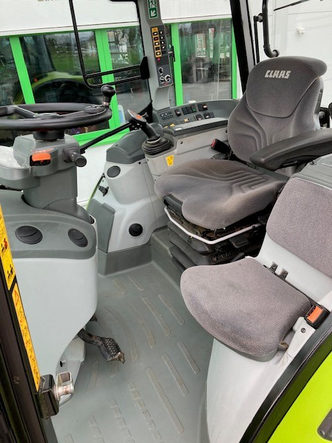Claas Arion 460 - Traktor: obrázek 4 Claas Arion 460 - Traktor: obrázek 4