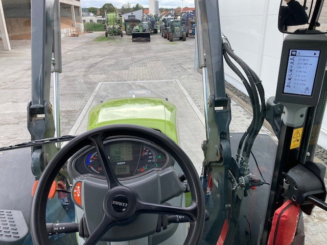 Claas Arion 460 - Traktor: obrázek 2 Claas Arion 460 - Traktor: obrázek 2