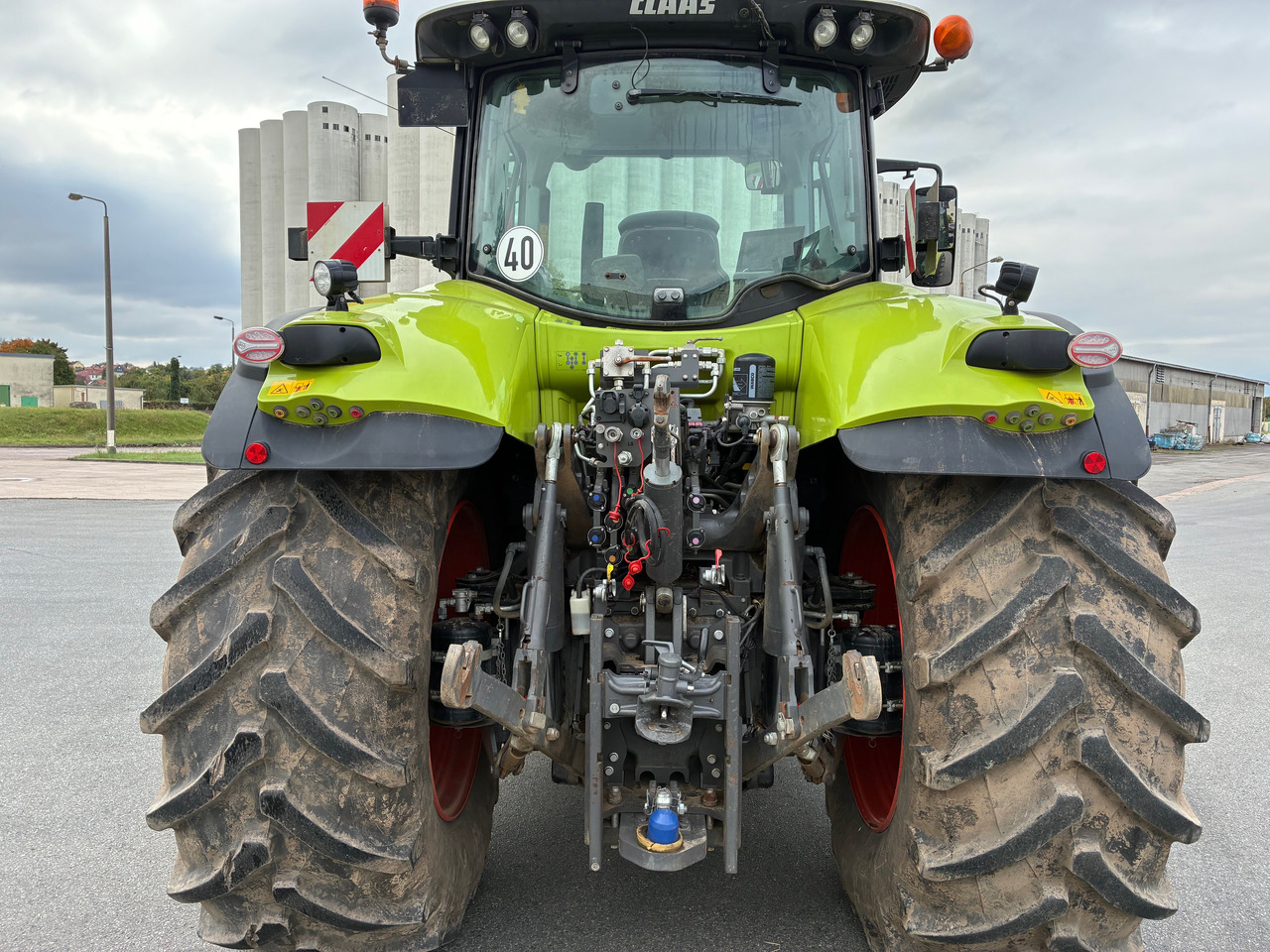 Claas Axion 810 - Traktor: obrázek 5 Claas Axion 810 - Traktor: obrázek 5