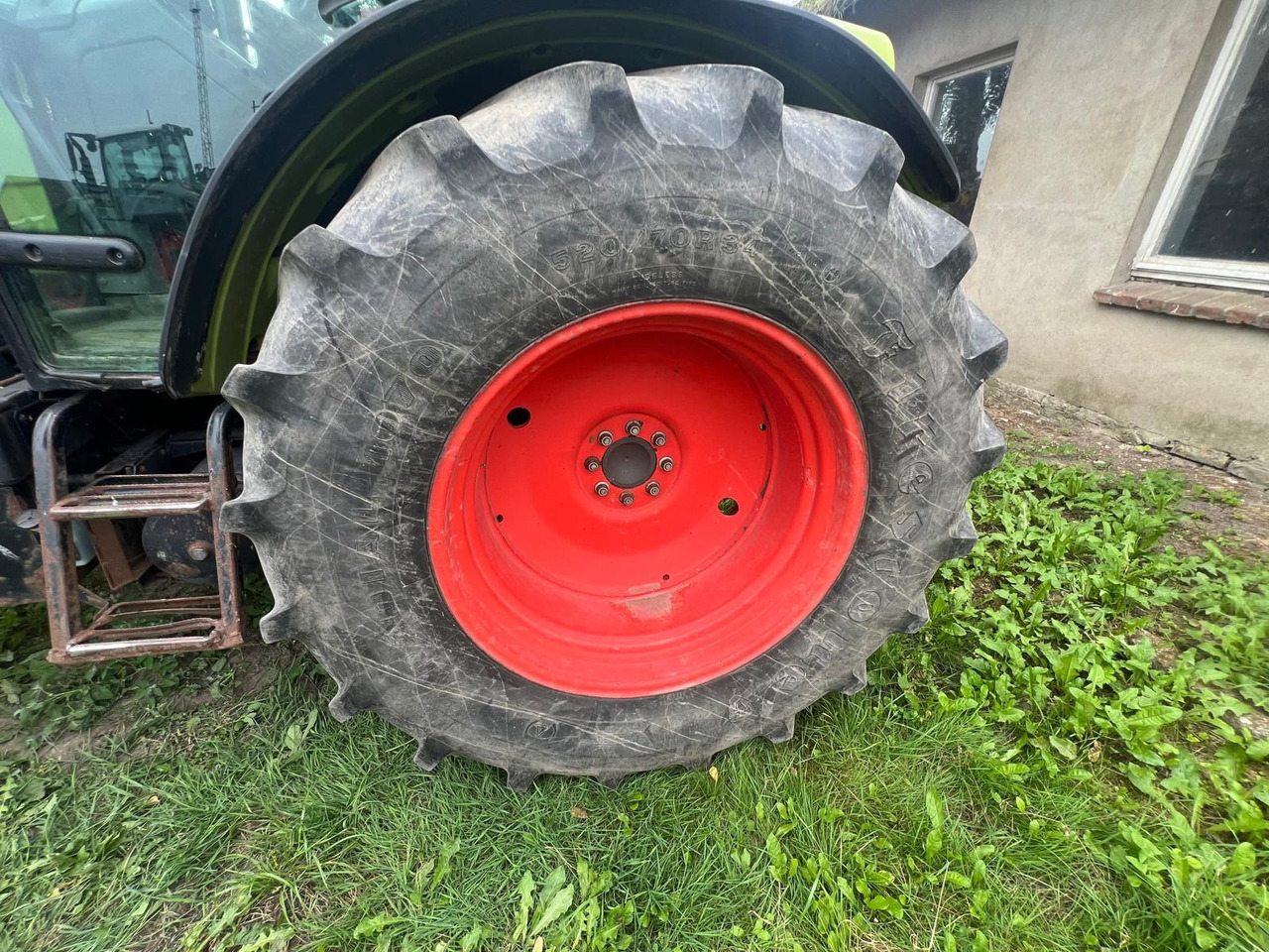 Claas Axos 340 - Traktor: obrázek 5 Claas Axos 340 - Traktor: obrázek 5