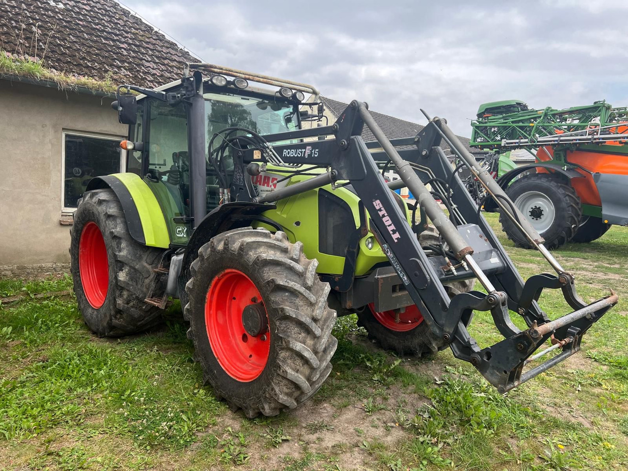Claas Axos 340 - Traktor: obrázek 1 Claas Axos 340 - Traktor: obrázek 1