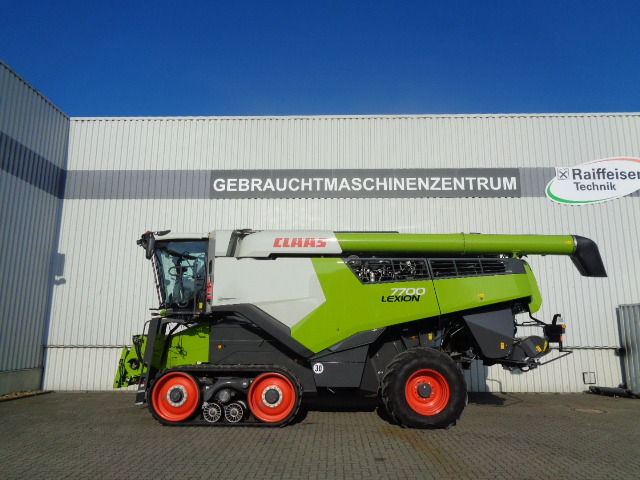 Claas Lexion 7700 TT - Sklízecí mlátička: obrázek 1 Claas Lexion 7700 TT - Sklízecí mlátička: obrázek 1