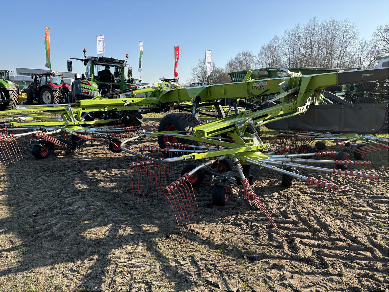 Claas Liner 4800 Trend - Obraceč/ Shrnovač: obrázek 3 Claas Liner 4800 Trend - Obraceč/ Shrnovač: obrázek 3