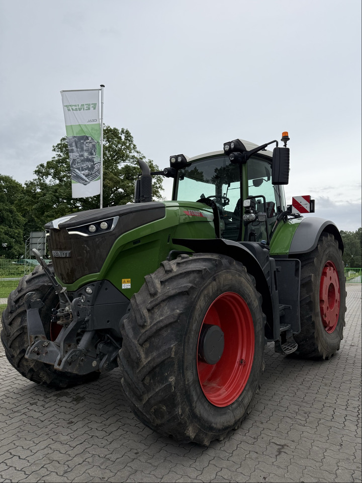 Fendt 1042 Vario Gen2 ProfiPlus - Traktor: obrázek 1 Fendt 1042 Vario Gen2 ProfiPlus - Traktor: obrázek 1