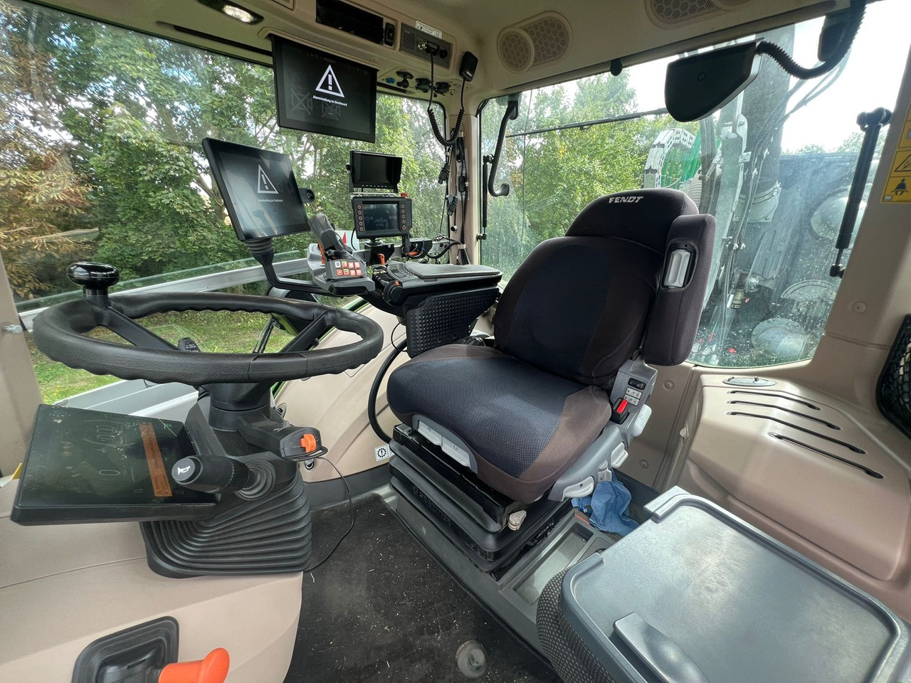 Fendt 1050 Vario Gen3 ProfiPlus - Traktor: obrázek 3 Fendt 1050 Vario Gen3 ProfiPlus - Traktor: obrázek 3