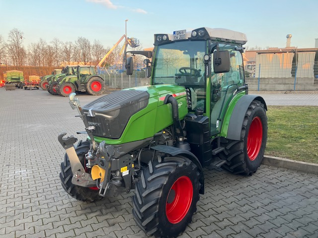 Fendt 211P Vario Gen3 Profi Setting1 - Traktor: obrázek 1 Fendt 211P Vario Gen3 Profi Setting1 - Traktor: obrázek 1
