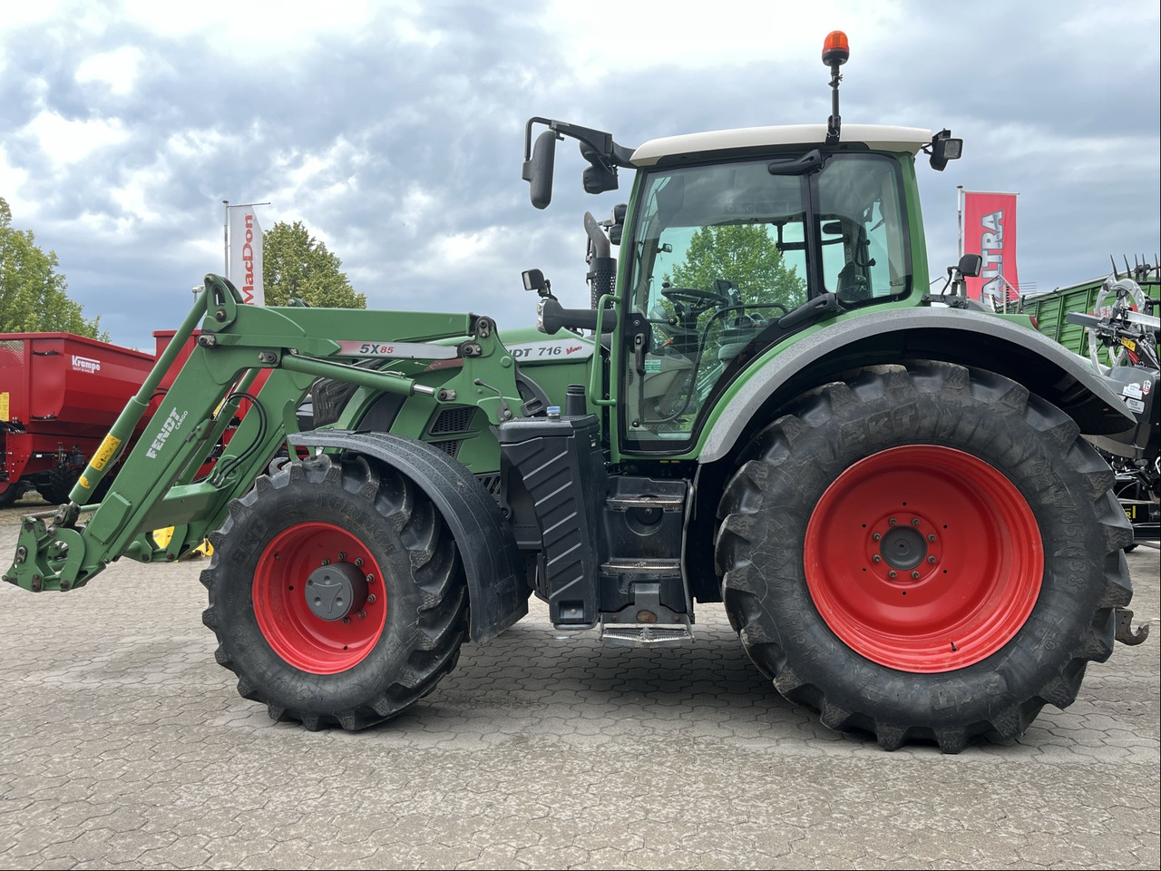 Fendt 716 Vario S4 leasing Fendt 716 Vario S4: obrázek 6 Fendt 716 Vario S4 leasing Fendt 716 Vario S4: obrázek 6