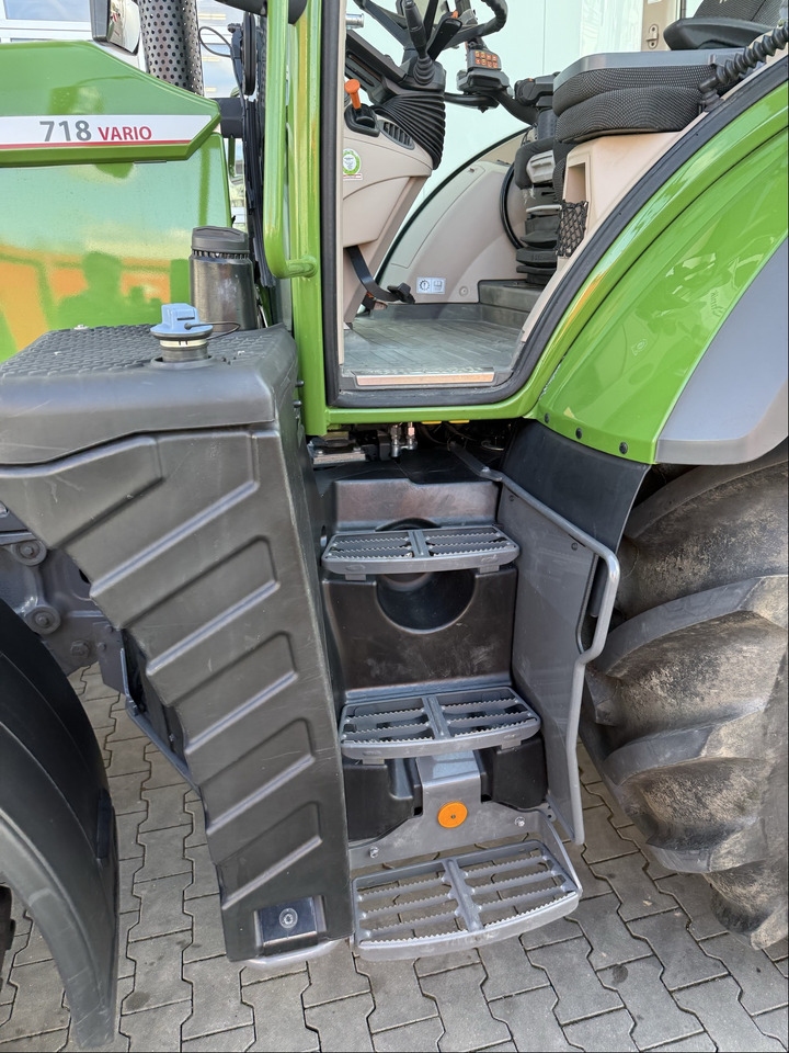 Fendt 718 Vario Gen 6 - Traktor: obrázek 5 Fendt 718 Vario Gen 6 - Traktor: obrázek 5