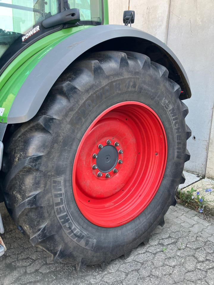 Fendt 718 Vario S4 Power - Traktor: obrázek 5 Fendt 718 Vario S4 Power - Traktor: obrázek 5