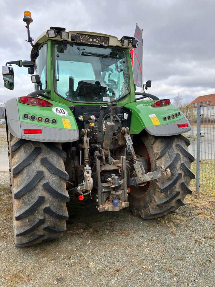 Fendt 718 Vario S4 Power Plus - Traktor: obrázek 2 Fendt 718 Vario S4 Power Plus - Traktor: obrázek 2
