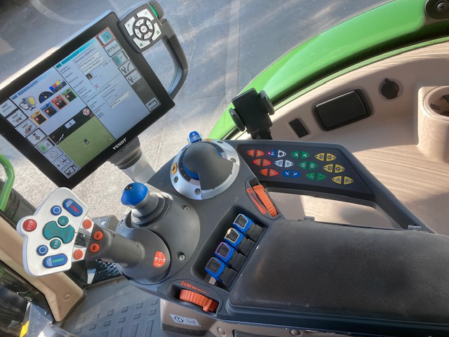 Fendt 718 Vario S4 Profi - Traktor: obrázek 4 Fendt 718 Vario S4 Profi - Traktor: obrázek 4