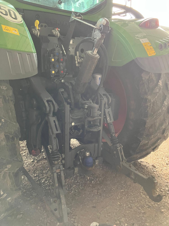 Fendt 720 Vario S4 ProfiPlus - Traktor: obrázek 3 Fendt 720 Vario S4 ProfiPlus - Traktor: obrázek 3