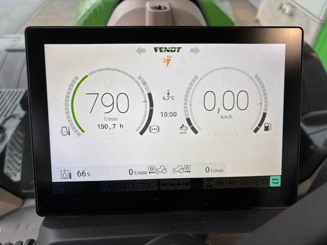 Fendt 724 Vario Gen7 Power Setting2 - Traktor: obrázek 2 Fendt 724 Vario Gen7 Power Setting2 - Traktor: obrázek 2