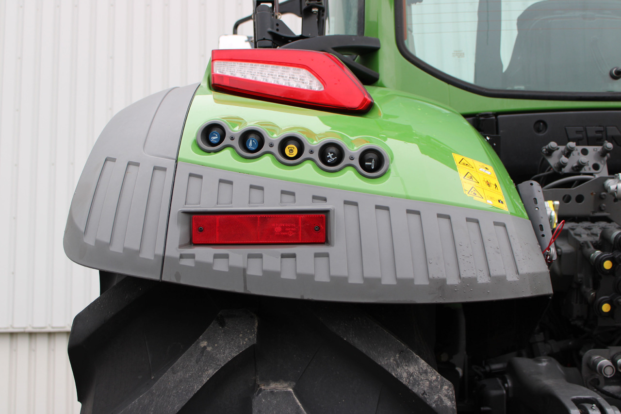 Fendt 726 Vario Gen7 Power Sett2 - Traktor: obrázek 3 Fendt 726 Vario Gen7 Power Sett2 - Traktor: obrázek 3